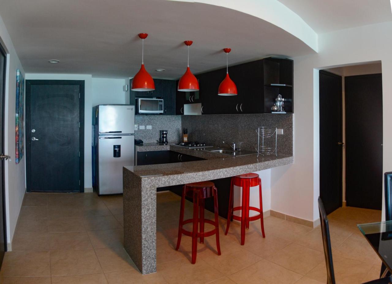 Lindo Departamento al pie de playa Edificio TORRE OCEÁNICA Salinas (Santa Elena) Exterior foto