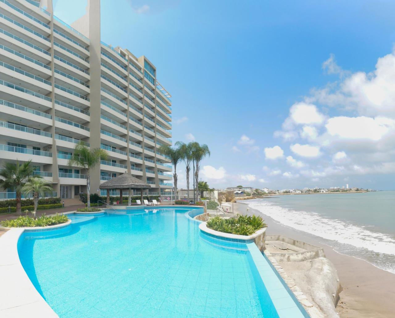 Lindo Departamento al pie de playa Edificio TORRE OCEÁNICA Salinas (Santa Elena) Exterior foto