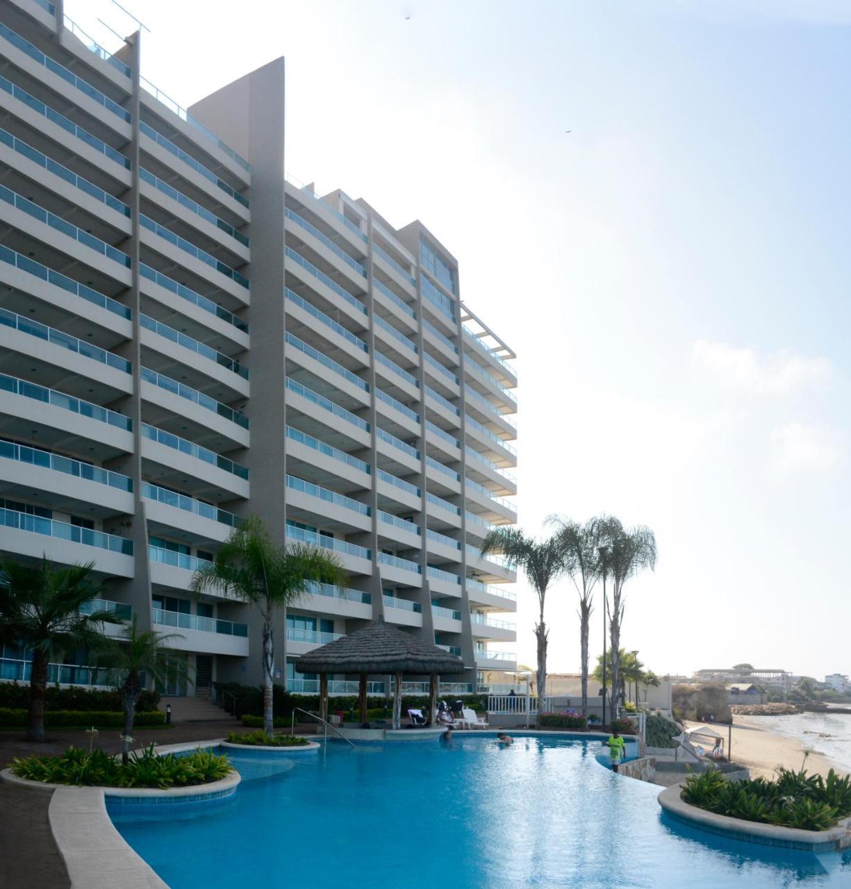 Lindo Departamento al pie de playa Edificio TORRE OCEÁNICA Salinas (Santa Elena) Exterior foto