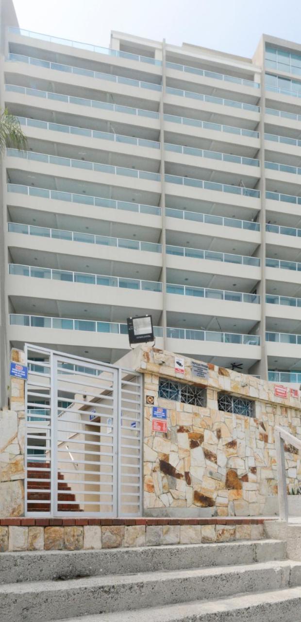 Lindo Departamento al pie de playa Edificio TORRE OCEÁNICA Salinas (Santa Elena) Exterior foto