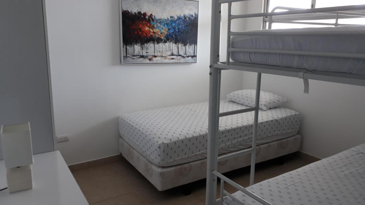 Lindo Departamento al pie de playa Edificio TORRE OCEÁNICA Salinas (Santa Elena) Exterior foto